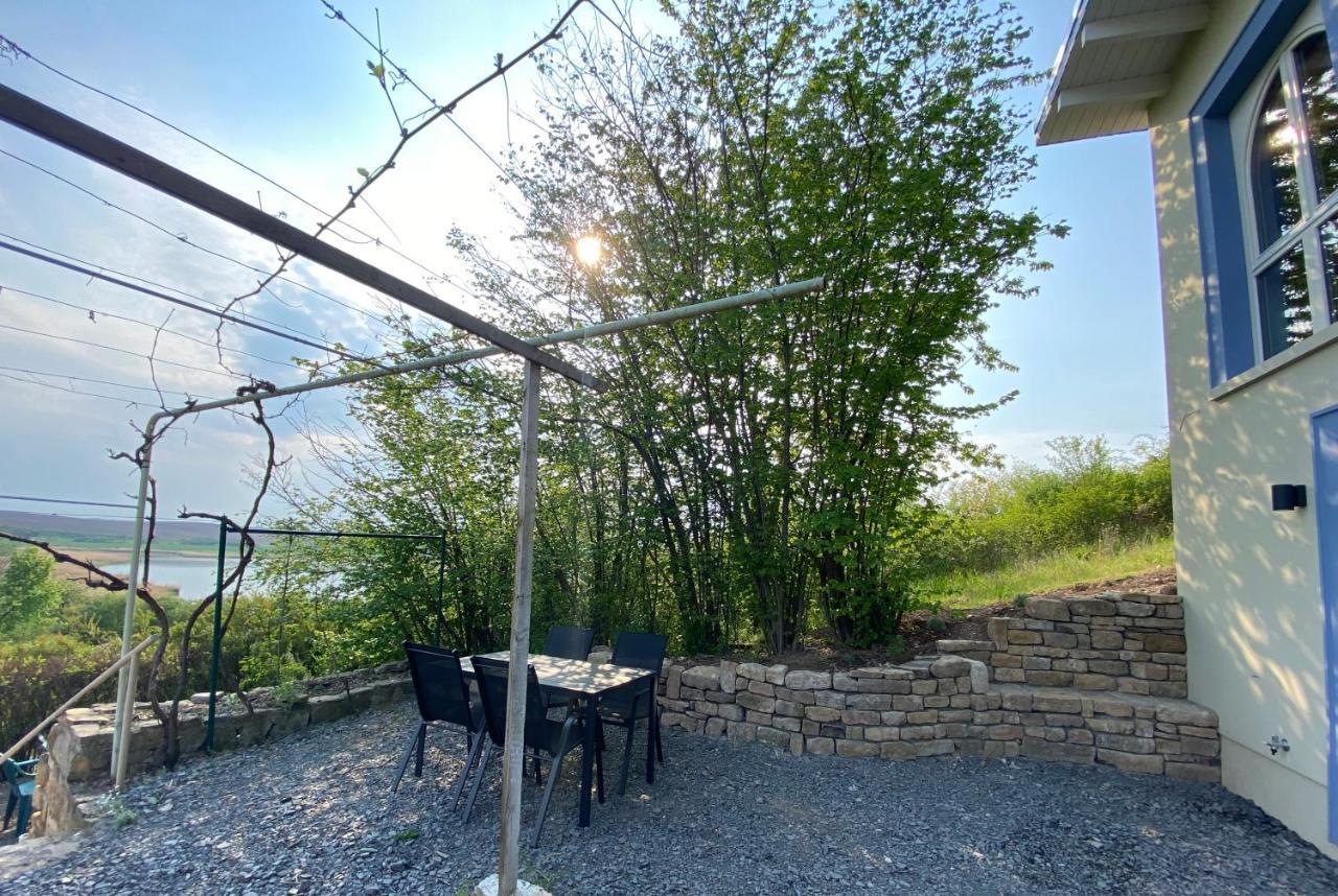 Weinbergshaus Mit Blick Auf'S Wasser Salzatal 외부 사진